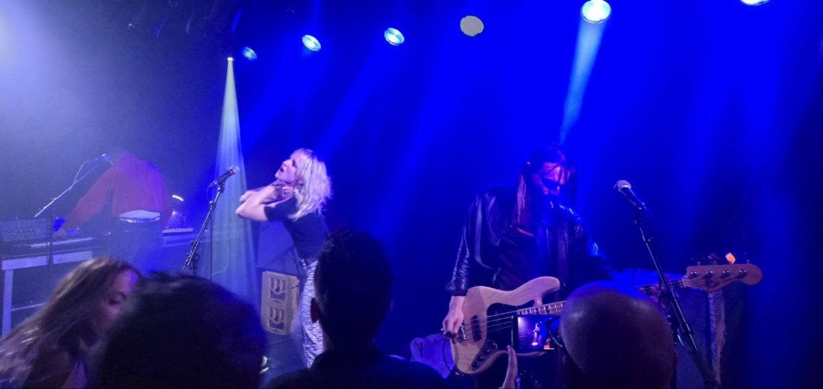 Die Anstalt im Sous le Pont & Rössli Bar, Bern 